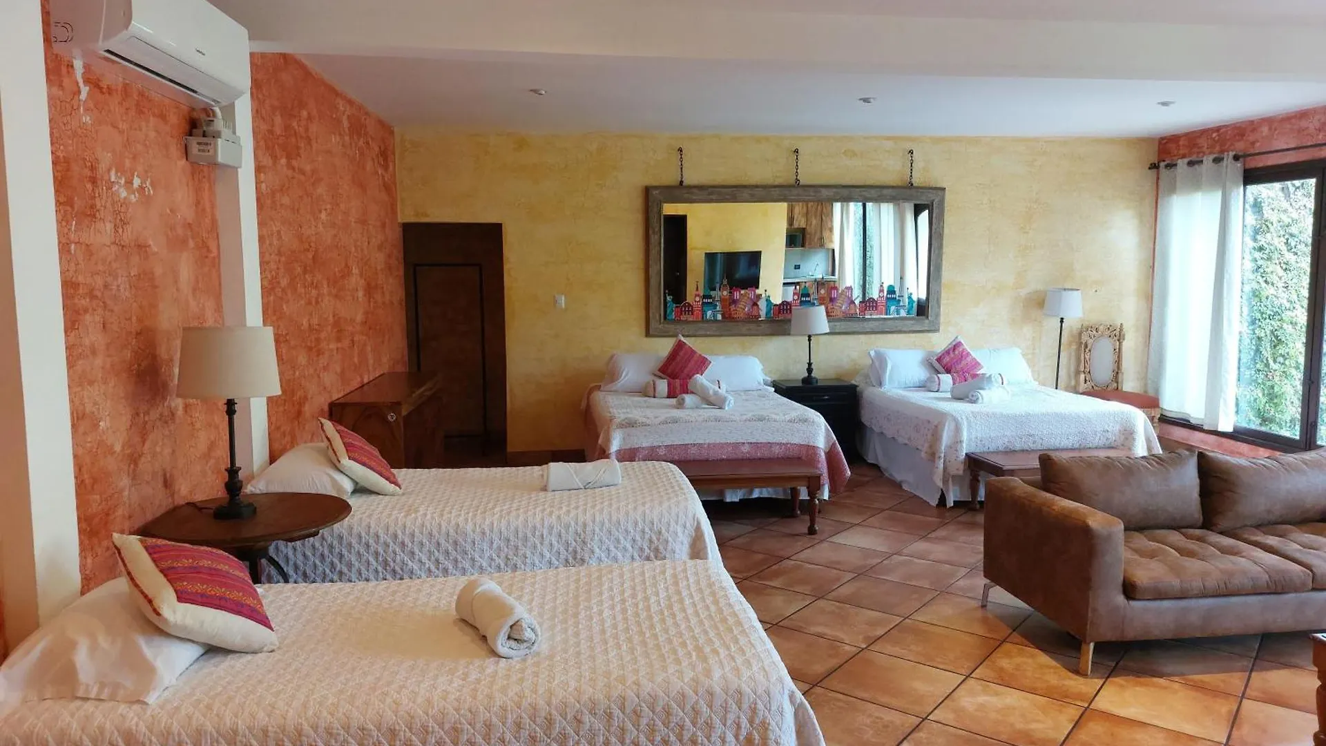 ***  Casa Mia Hotel Antigua Guatemala