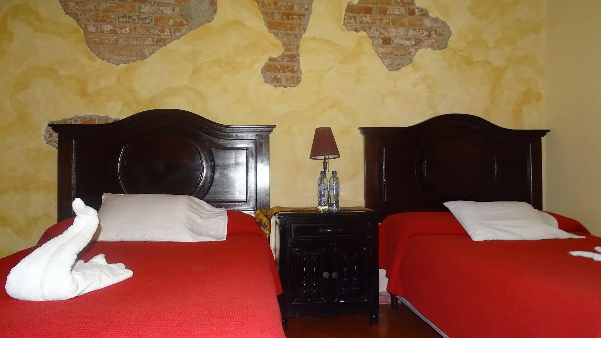 ***  Casa Mia Hotel Antigua Guatemala