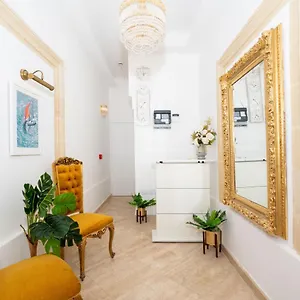 Vela Blu Boutique , Gzira Malta